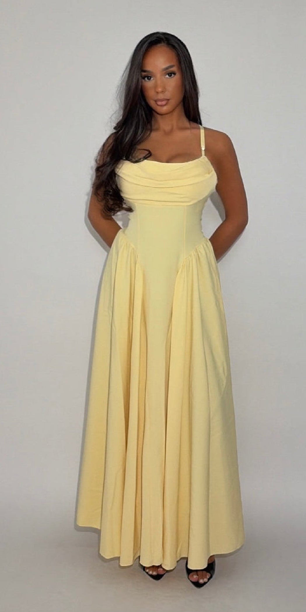 Robe Ariel