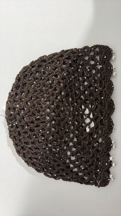 Bonnet en tissu crochet perles