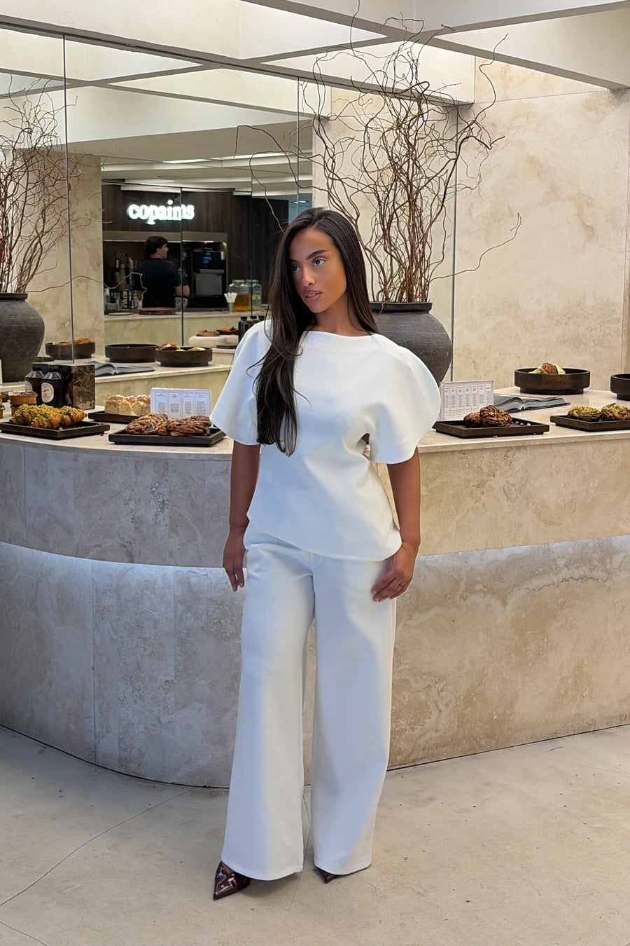 Ensemble asymétrique blanc